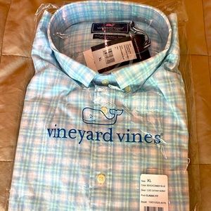 Vineyard Vines Men’s Classic Fit Button Down